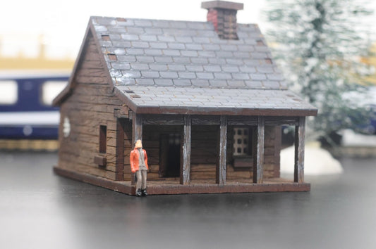 HO Scale Model Railway Building, Log Cabin, Diorama Miniatures, Model Trains, Tiny House, Train Layout,